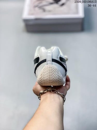 PUMA x ROSÉ Speedcat 'Warm White'