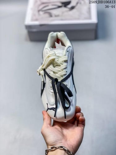 PUMA x ROSÉ Speedcat 'Warm White'