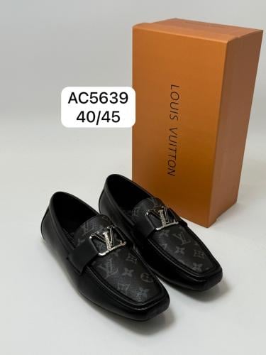 حذاء كاجوال لويس فيتون