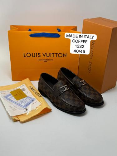 حذاء كاجوال لويس فيتون