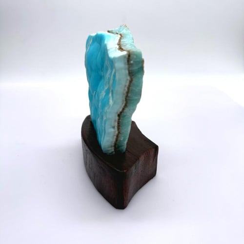 تحفة من حجر اللاليمار