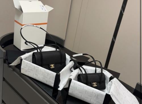 CHANEL FLAP BAG