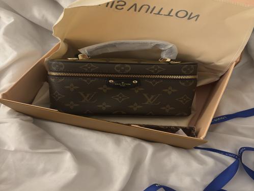 LV vanity