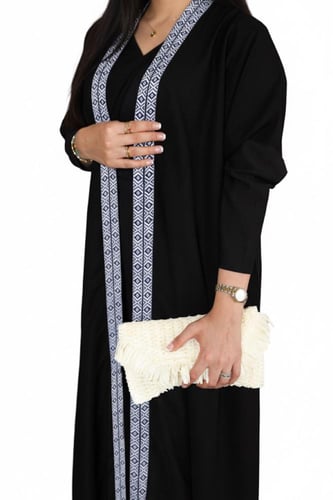 كريب صيفي مطرز اكمام استرتش ضيقه 2