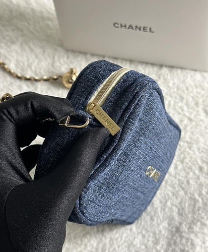 شنطة شانيل ( كحلي ) شامل البوكس