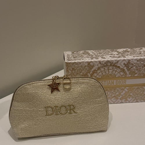 شنطة ديور الجديدة شامل البوكس