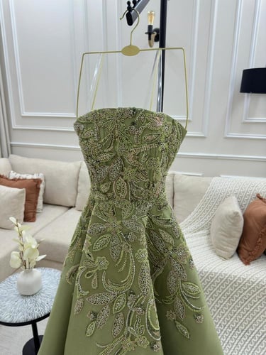 فستان سهره اللون زيتي ميكادو روسي + كلفه راقيه 371