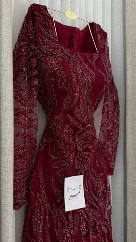 فستان فريال