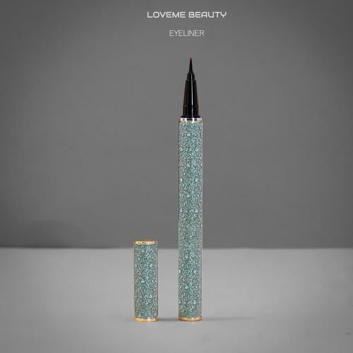 ايلينر قلم محدد اسود من لافمي بيوتي