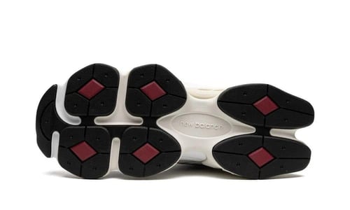 نيوبالانس New balance