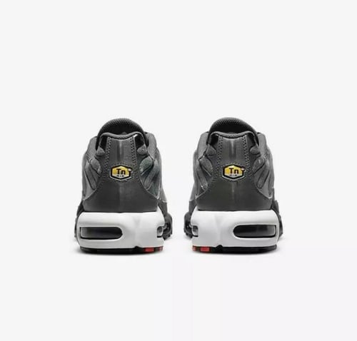 نايك اير ماكس بلس Nike Air Max