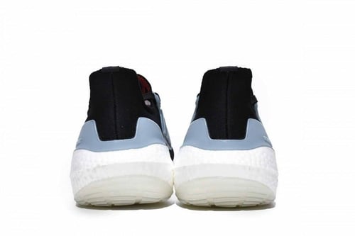 اديداس االترابوست adidas