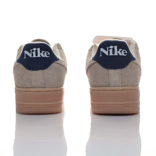 نايك اير فورسNike Air Force