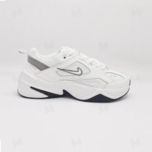 ان توكي من نايكي Nike Tekno