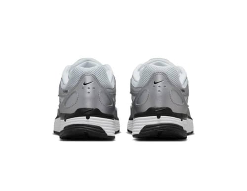 حذاء نايك p-6000