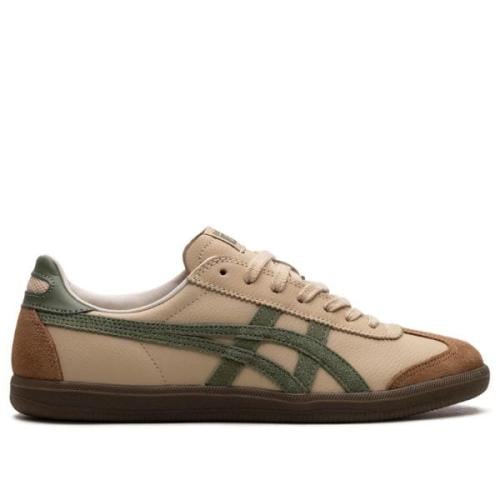 تايجر من اسيكس بشكله المميز