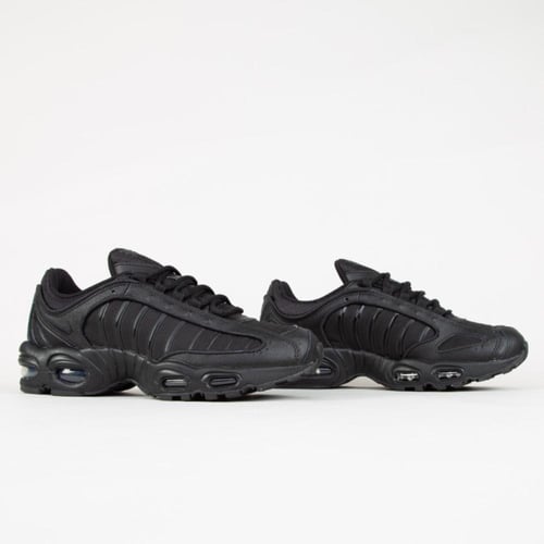 نايك اير ماكس بلس Nike Air Max