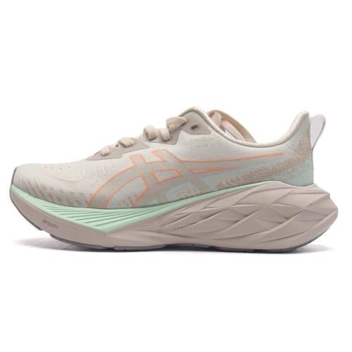 أسيكس نوفابلاستASICS Novablast 4