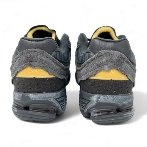 نيو بلانس new balance