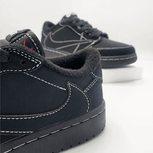 نايكي ترافيس سكوت Nike Air Jordan x Travis Scott