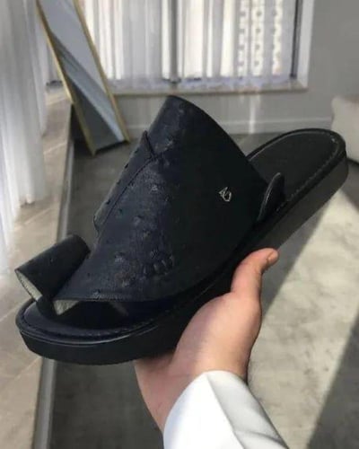 حذاء رجالي وطني