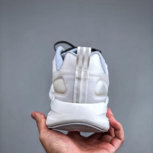 حذاء اديداس اديستار 1 دبليو