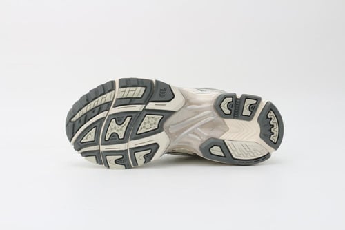 اسيكس GEL KAYANO 14