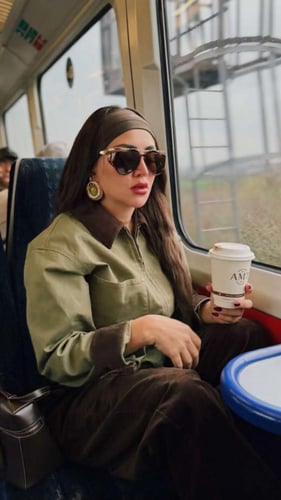 Saint Laurent Aviator Sunglasses – Brown