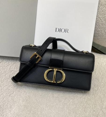 ديور MISS MONTAIGNE مقاس 20cm