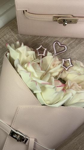 3 شموع بالوان مختلفه