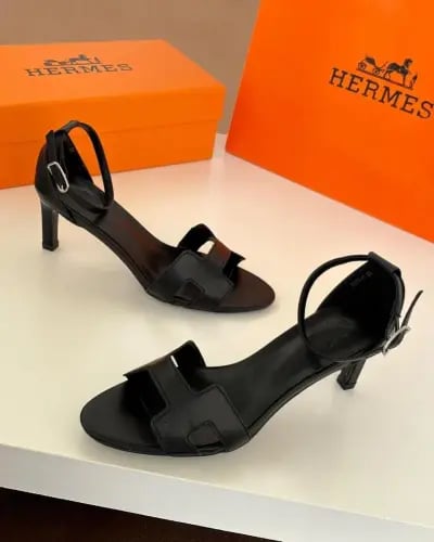 Hermès sandal with high heel – black classic