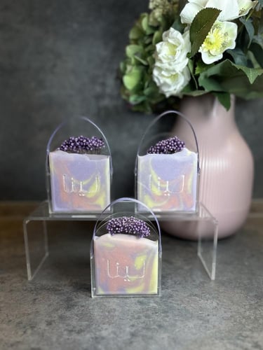 توزيعات صابون طبيعي ، اكريلك مع شريطة