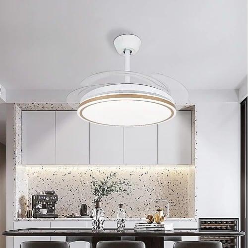 نجف مروحة دائري لون ذهبي مع ابيض تأتي بثلاث اضاءات