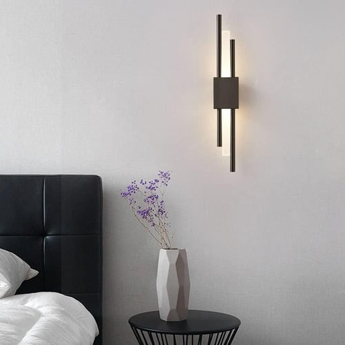 لمبه جداريه مودرن ليد فريم اسود مع 3 انارات