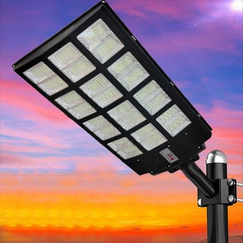 كشاف طاقه شمسيه 2000 واط انارة ابيض او اصفر