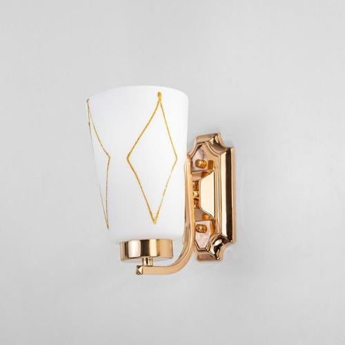 اضاءة حائط ذهبية مع زجاج مثلج