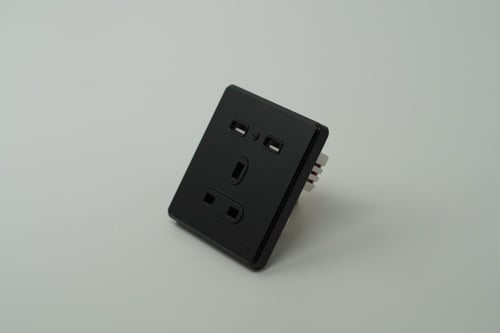 بيانو اسود فيش + 13AUSB