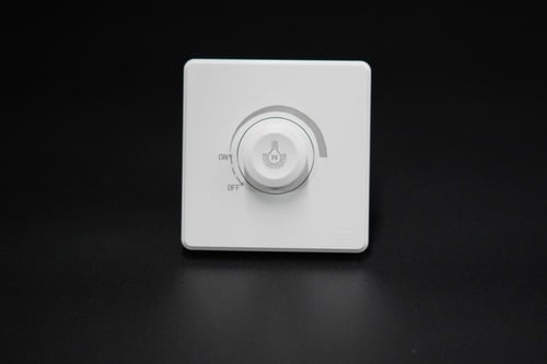 بيانو ابيض ديمر اناره 630واط برل ST-D