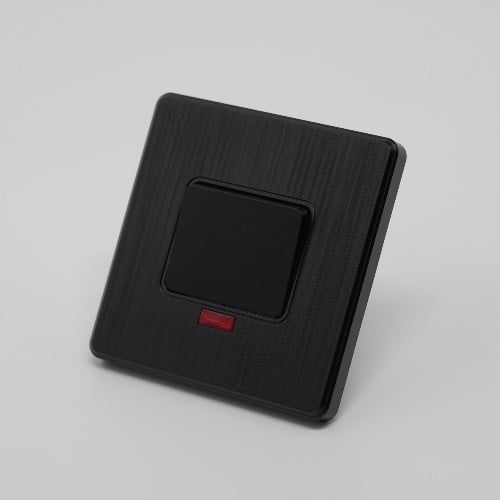 بيانو اسود مفتاح مكيف 7*7 برل ST-45A