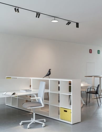 كشاف مجرى تراك لايت 40 واط اضاءه اصفر