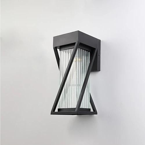 فانوس جداري زجاجي بلون اسود