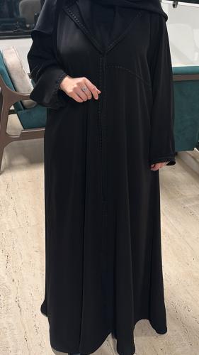 هنا