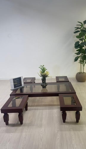 طقم طاولات ارضي 5قطع لون بني