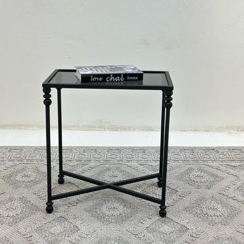 طاولة خدمة سطح زجاج قاعده حديد لون اسود