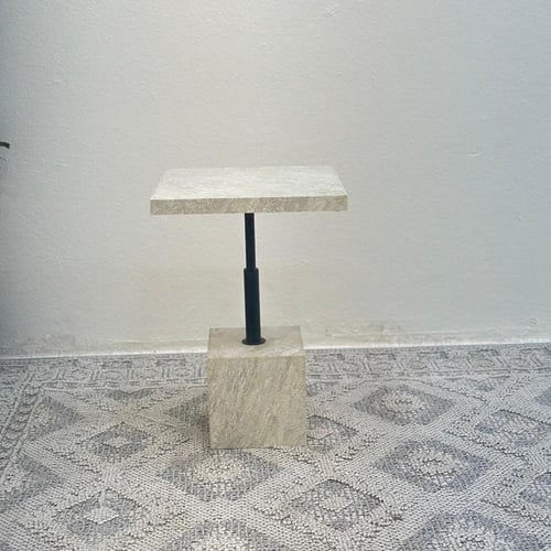 طاولة خدمة سطح بديل حجر خشن وعمود حديد وقاعده بديل...