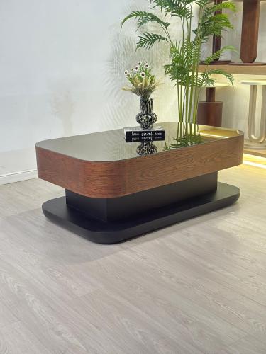 طاولة تقديم بسطح مرايا قاعده خشب سنديان بني + خشب...