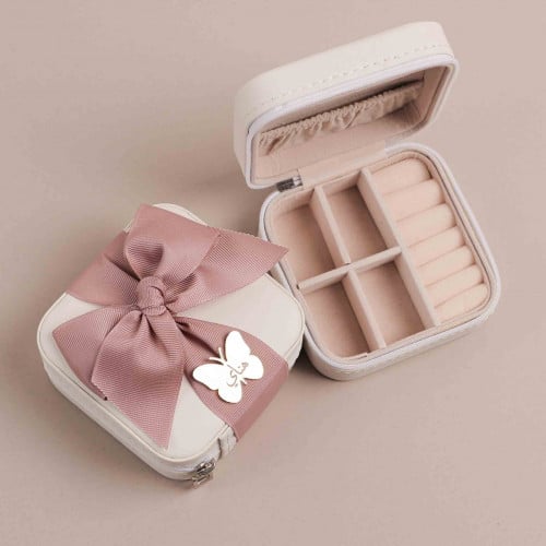 توزيعات شنطة اكسسوارات