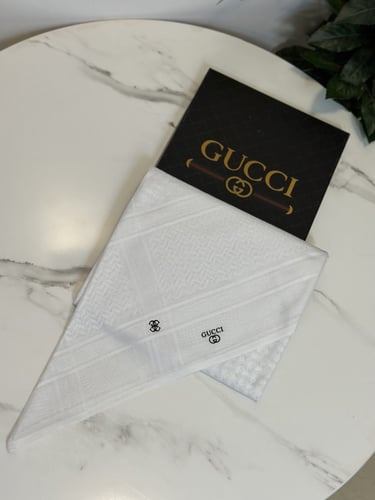 شماغ قوتشي ابيض اخر اصدار