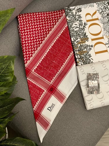 شماغ ديور اصدار خاص اخر اصدار