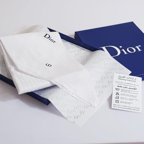 شماغ ديور ابيض اخر اصدار